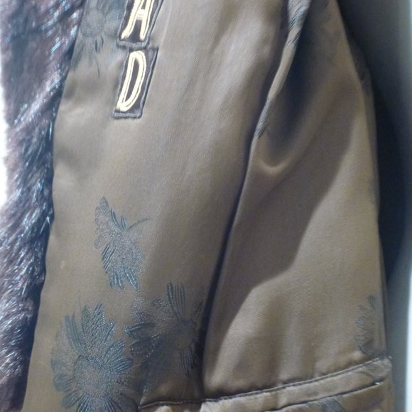 Vintage Muskrat Fur Coat - Picture 6 of 11